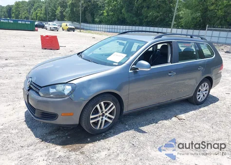 2013 Volkswagen Jetta Sportwagen 2.0L Tdi z USA, uszkodzony, nr VIN 3VWPL7AJ0DM674896